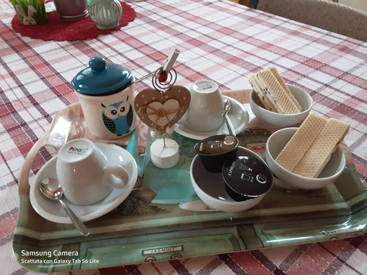B&B Anna Rovere della Luna ภายนอก รูปภาพ