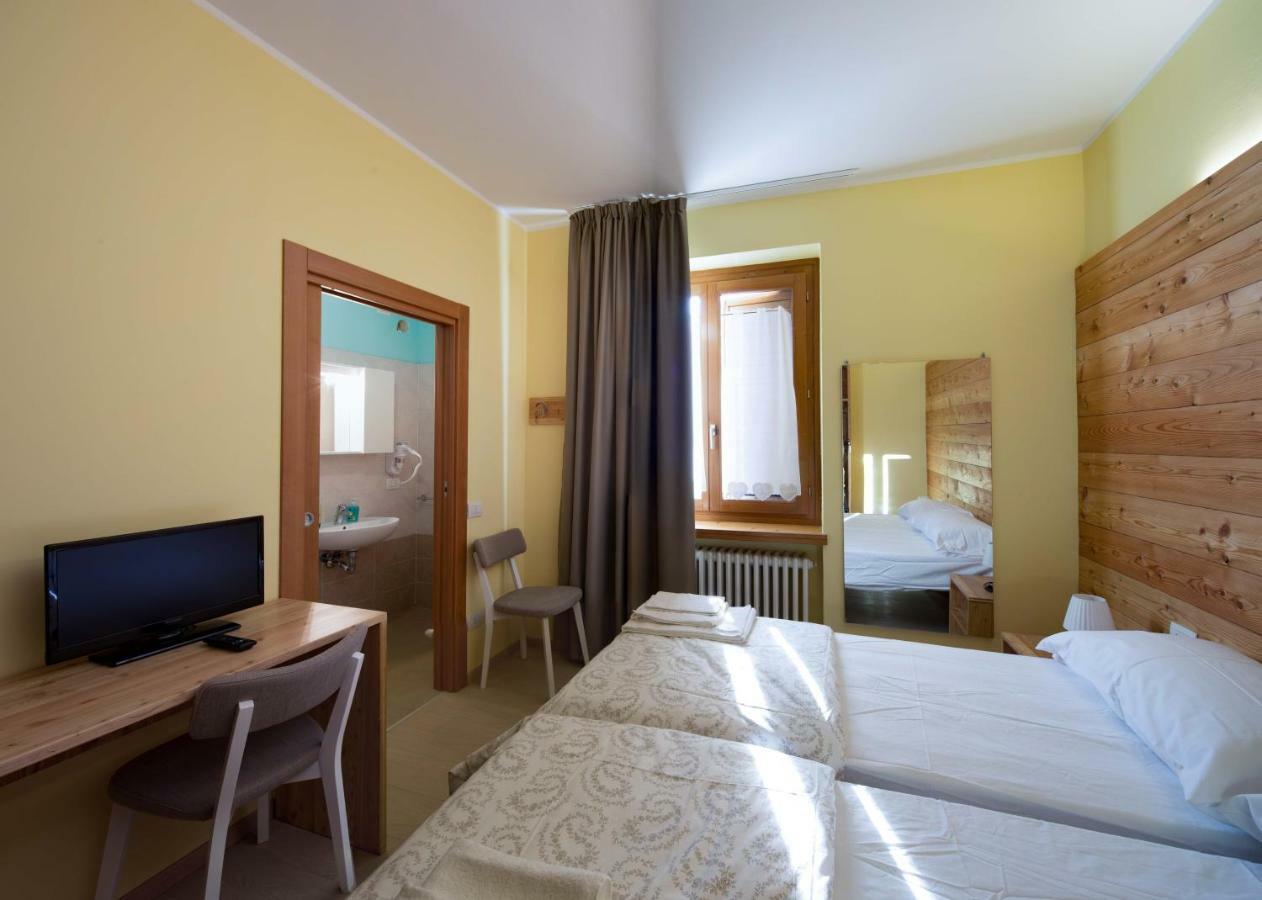 B&B Anna Rovere della Luna ภายนอก รูปภาพ